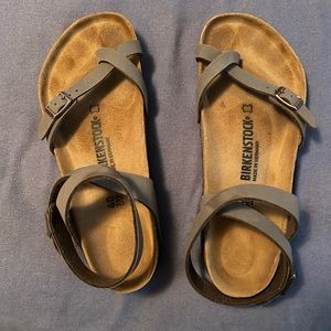 Birkenstock Yara sandal
